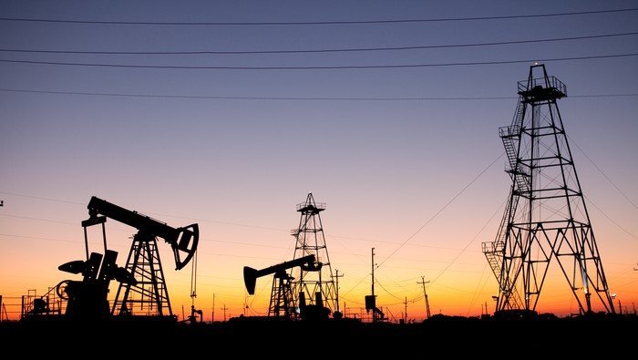 Crude Oil Bounces As Market Eyes Strategic Reserve Top Up, US Payrolls